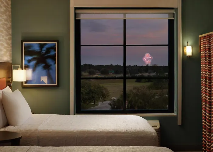 Home2 Suites By Hilton Orlando Flamingo Crossings, Fl Four Corners