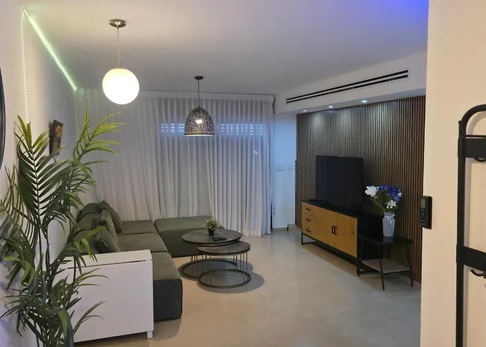 Bond Royal Suite Beersheba