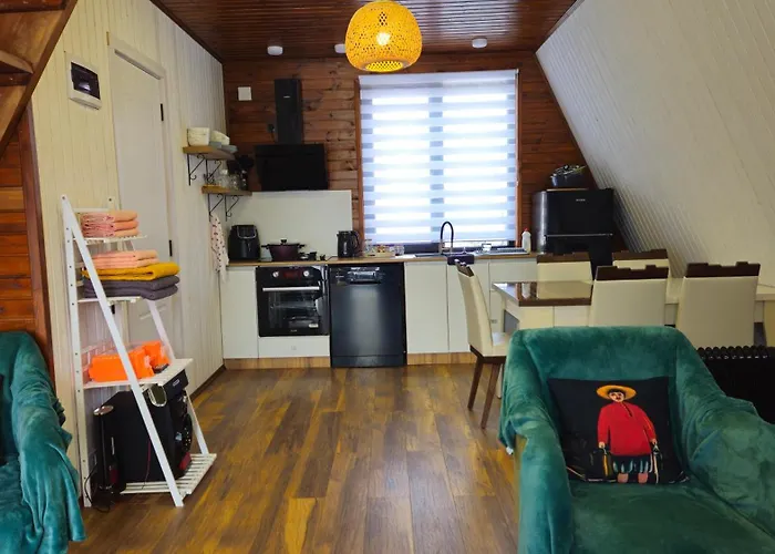 B&B Cottages Mestia-Sauna & Hot Tub