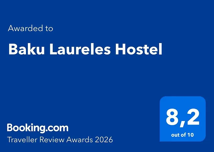 Baku Laureles Hostel Medellin