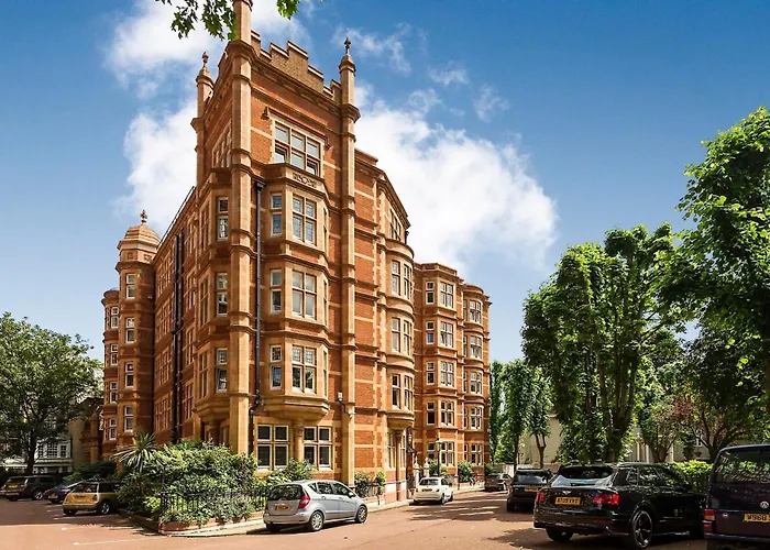 Ultra Massive House By Hyde Park Apartment London