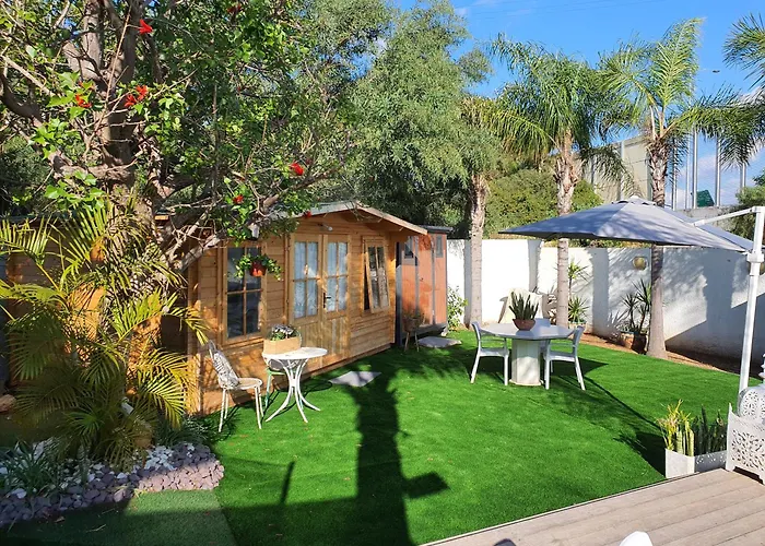 הבקתה Villa Netanya