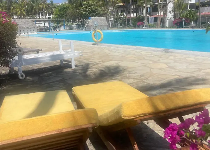 Dada Suites De Luxe Ocean Beachfront B&B Malindi
