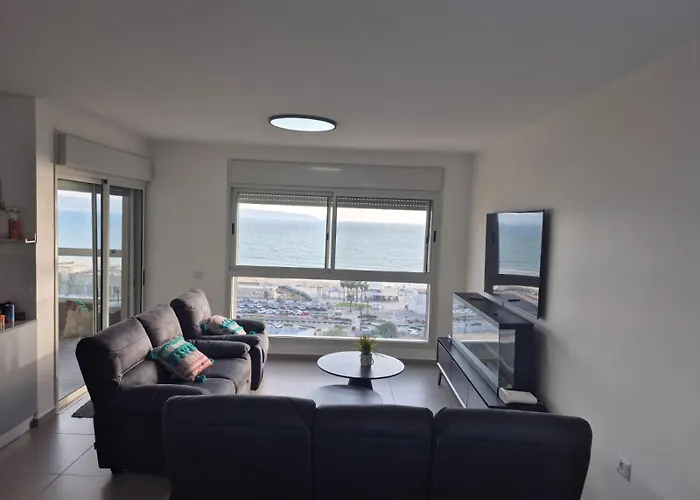 נוף על הים Apartment Acre