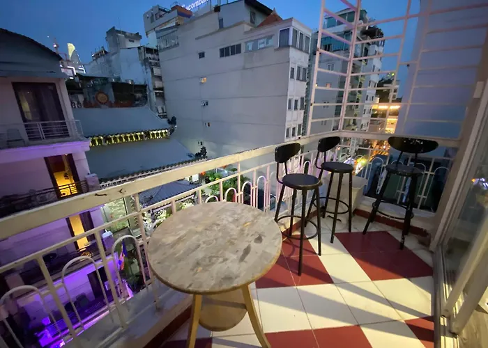 L'Aura - Bui Vien Walking Street Hotel Ho Chi Minh City