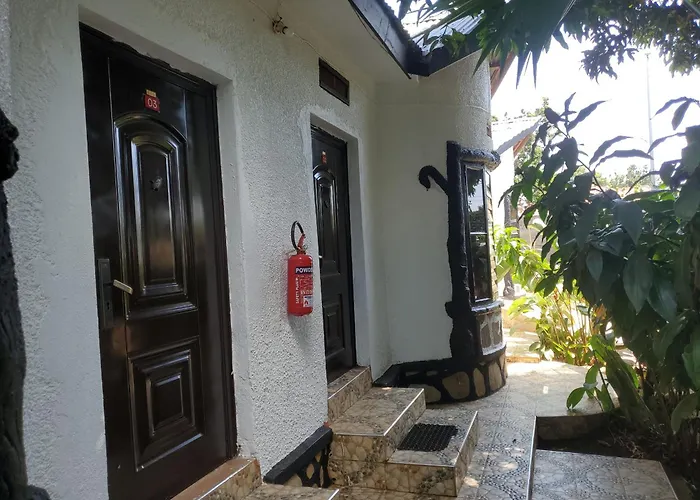 Gorilla Tours And Travel Africa Ltd Hotel Entebbe
