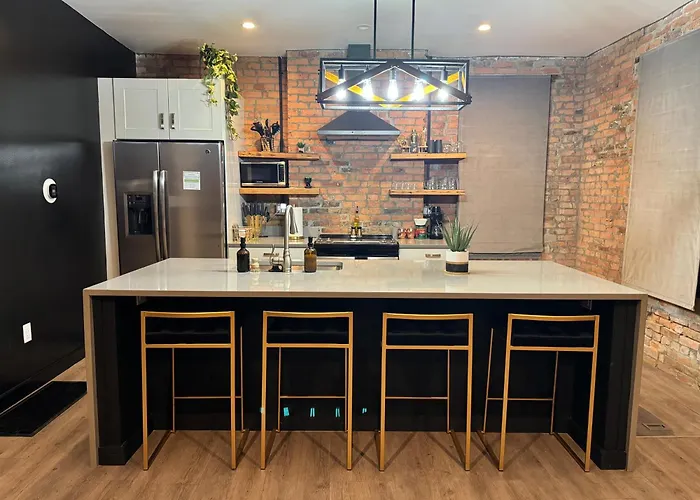 Jungle House Luxury Stays - Columbus Downtown Short North