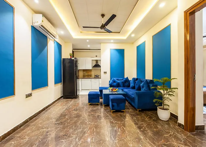 Hotel Golf Sakura Gurgaon