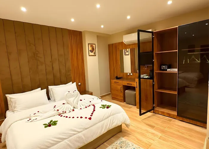 Pyramids Quality View Hotel Cairo