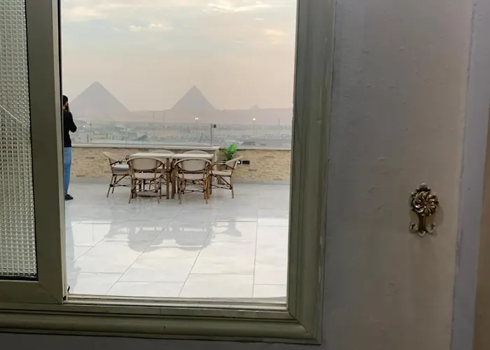 Pyramids & Museum Luxury Inn Cairo