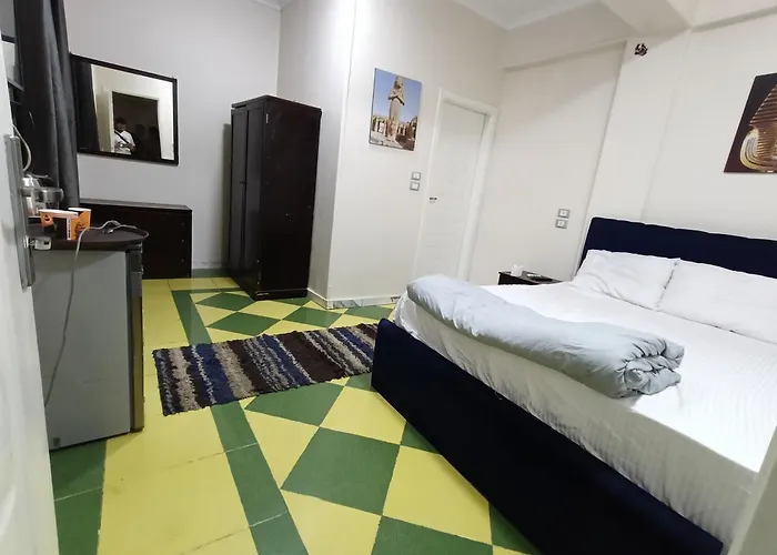 Pyramids Hostel New Cairo