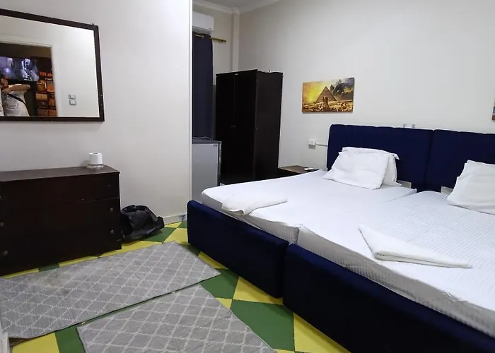 Pyramids Hostel New Cairo