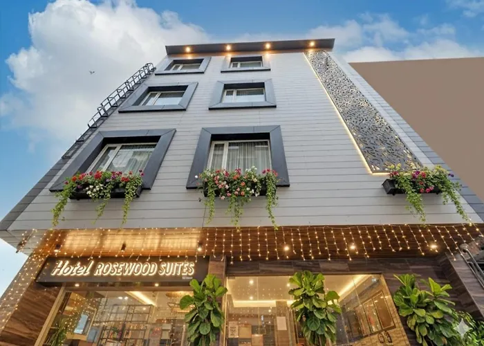 Hotel Rosewood Suites Near Delhi International Airport New Delhi