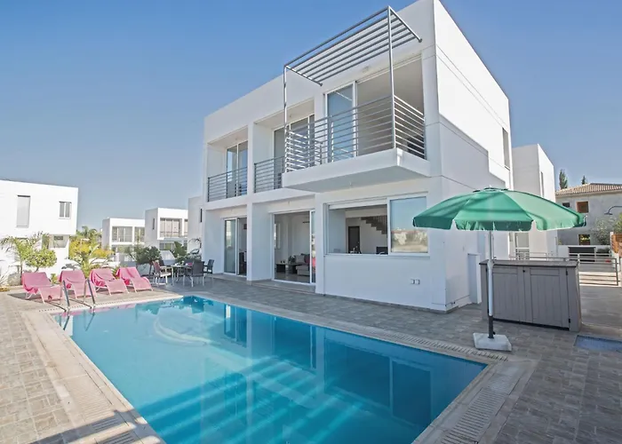 Holiday Home Protaras Perle Villa Pe16 By Interhome