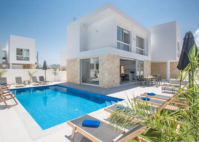 Holiday Home Protaras Vie Bleu Villa Mit Pool- Im Zentrum By Interhome