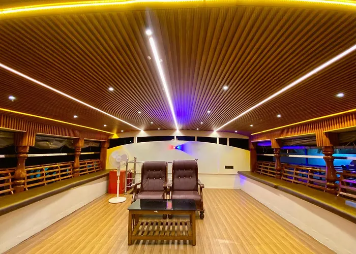 Bon Voyage House Boat Hotel Alappuzha
