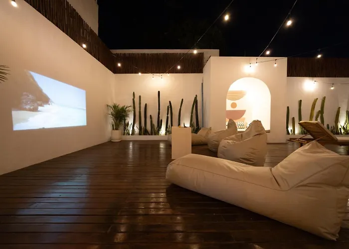 Luxury 3Br Canggu | Billiards | Outdoor Cinema