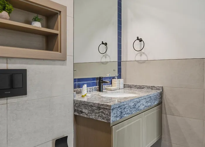 Five-Bedroom Plus Maid'S Room Villa With Multiple En-Suites Sunset Roof Terraces & Exceptional Space Dubai
