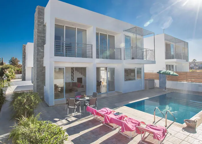 Holiday Home Protaras Perle Villa Pe16 By Interhome