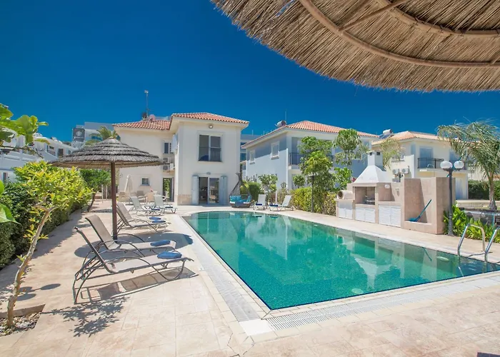 Holiday Home Protaras Villa Mit Pool Am Strand Der Fig Tree Bay By Interhome