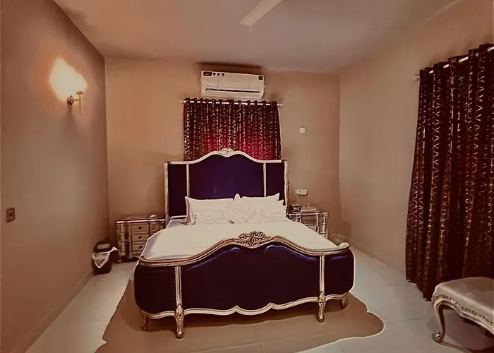 Sea View Inn Grand Karachi