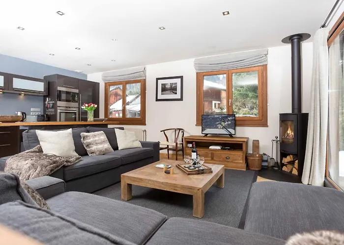 Holiday Home Chalet Des Souchettes By Interhome Chamonix