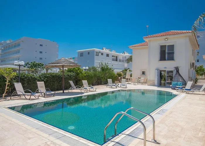 Holiday Home Protaras Villa Mit Pool Am Strand Der Fig Tree Bay By Interhome