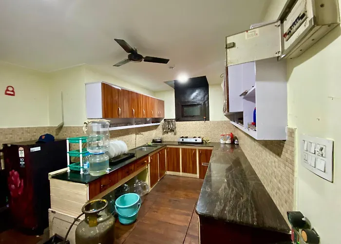Bon Voyage House Boat Hotel Alappuzha