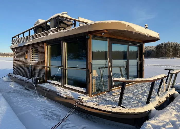 Aava Floating Villa 42 Savonlinna