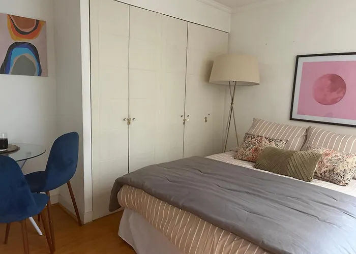 Departamento Estudio En Lastarria, Piscina Con Vista Al Cerro Santa Lucia, Cama Dos Plazas Santiago