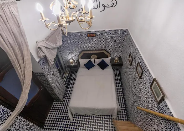 Riad Khadija Nayum Fez