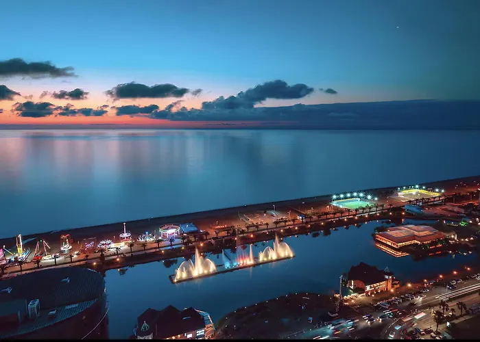 Luxury Sea View Suite City Center Batumi Beachfront