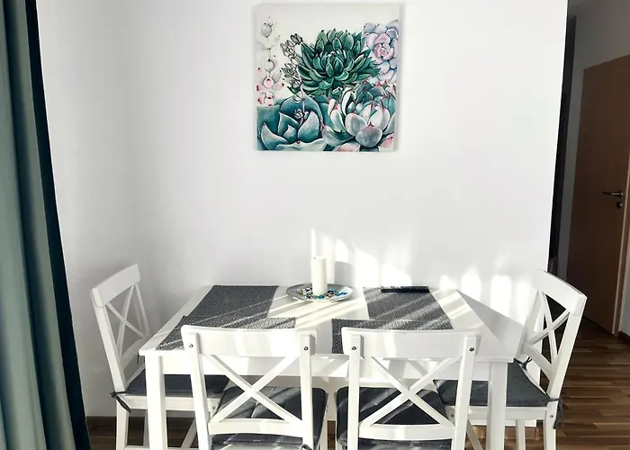Emerald Coresi Apartment - Free Parking & Smart Tv Brasov