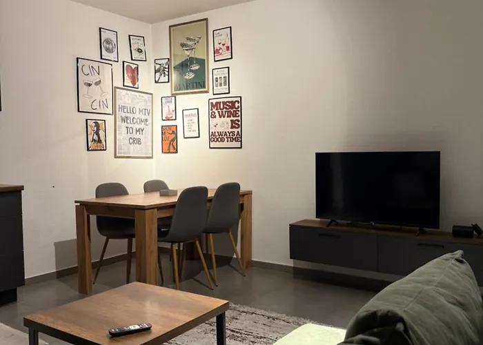 Urban Pads Apartment Prishtinë