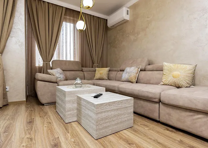 Sunny Modern 1Br Retreat With Cozy Balcony By Flat Manаger Apartment Plovdiv
