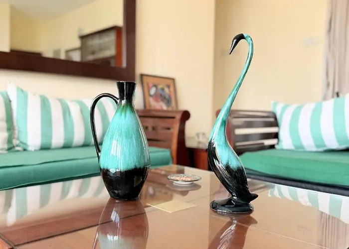 Marine Escape 3Br Ocean View Beach Apt Sri Lanka Colombo