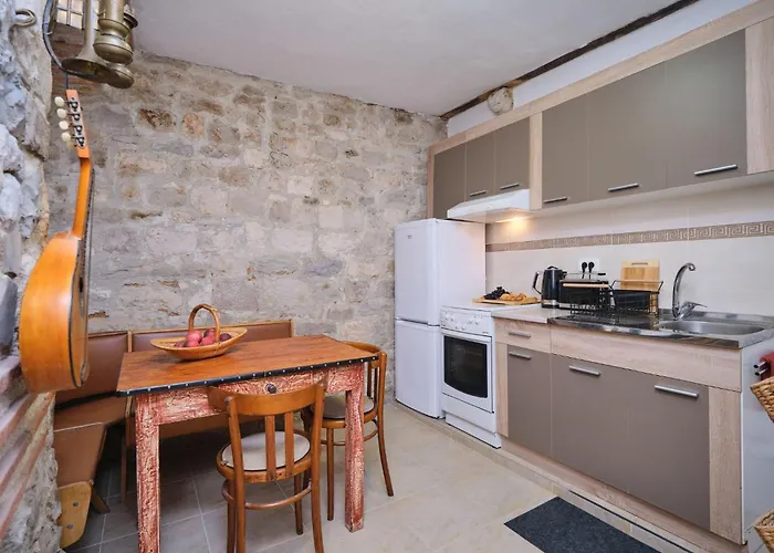 Apartment Wohnung Galeriana Palace Bei Litto By Interhome Split