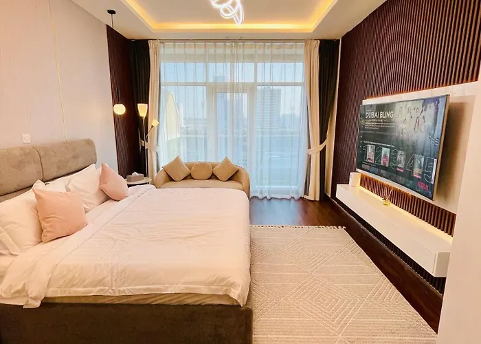 Modern Studio With Scenic Views Dubai