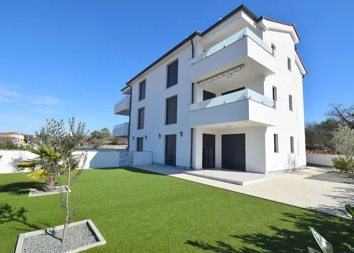 Apartment Apartment Buby By Interhome Malinska