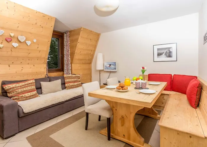 Apartment Angenehme Wohnung In Chamonix Centre-Ville By Interhome