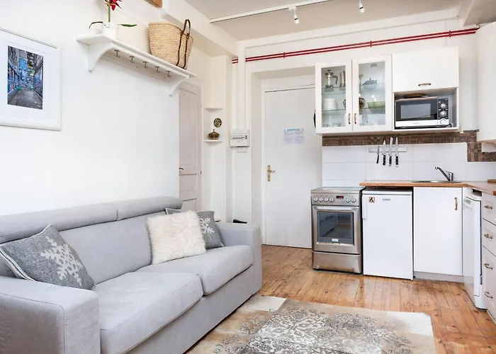 Apartment Wohnung In Chamonix Centre-Ville Und Bergblick By Interhome