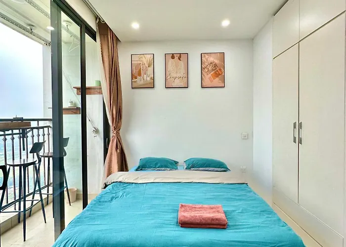High Floor, Open View Next Marriott Hotel Hanoi
