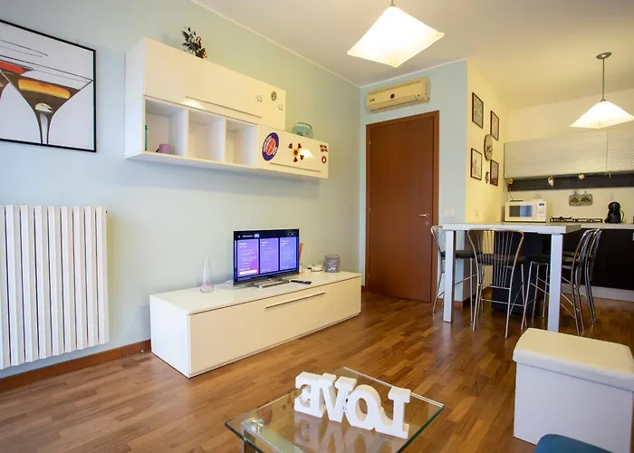 Milano Smart Stay - Near Navigli & Iulm
