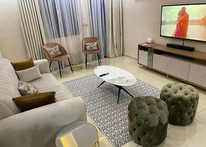 Luxury 2 Bedroom Apartment City View Douala
