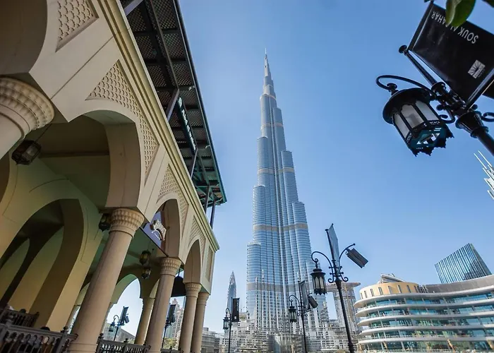 1 Bedroom Near Burj Khalifa & Dubai Mall - Downtown