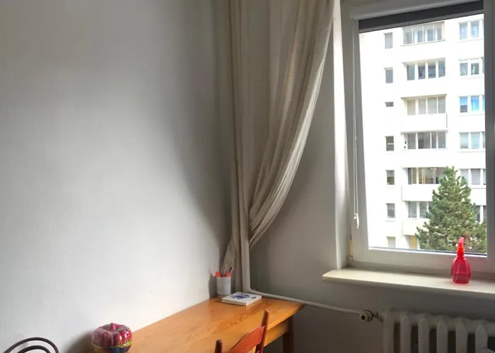 Sloneczny 2 Pokojowy Apartament Z Balkonem Niedaleko Metra Warsaw