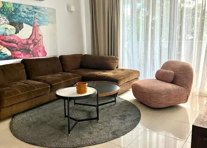 Blue Edge Makenzy Apartment Larnaca