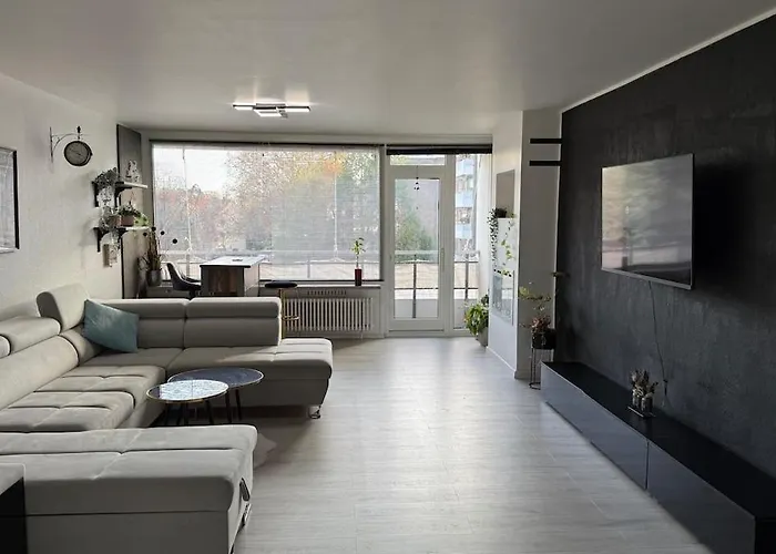 Modern & Cozy Cologne Apartment With Fireplace & Balcony