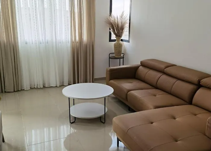 Bel Appartement De 4 Pieces A Cocody Angre Abidjan