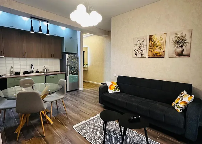 Modern Cozy Apartment In The City Center Of Tbilisi